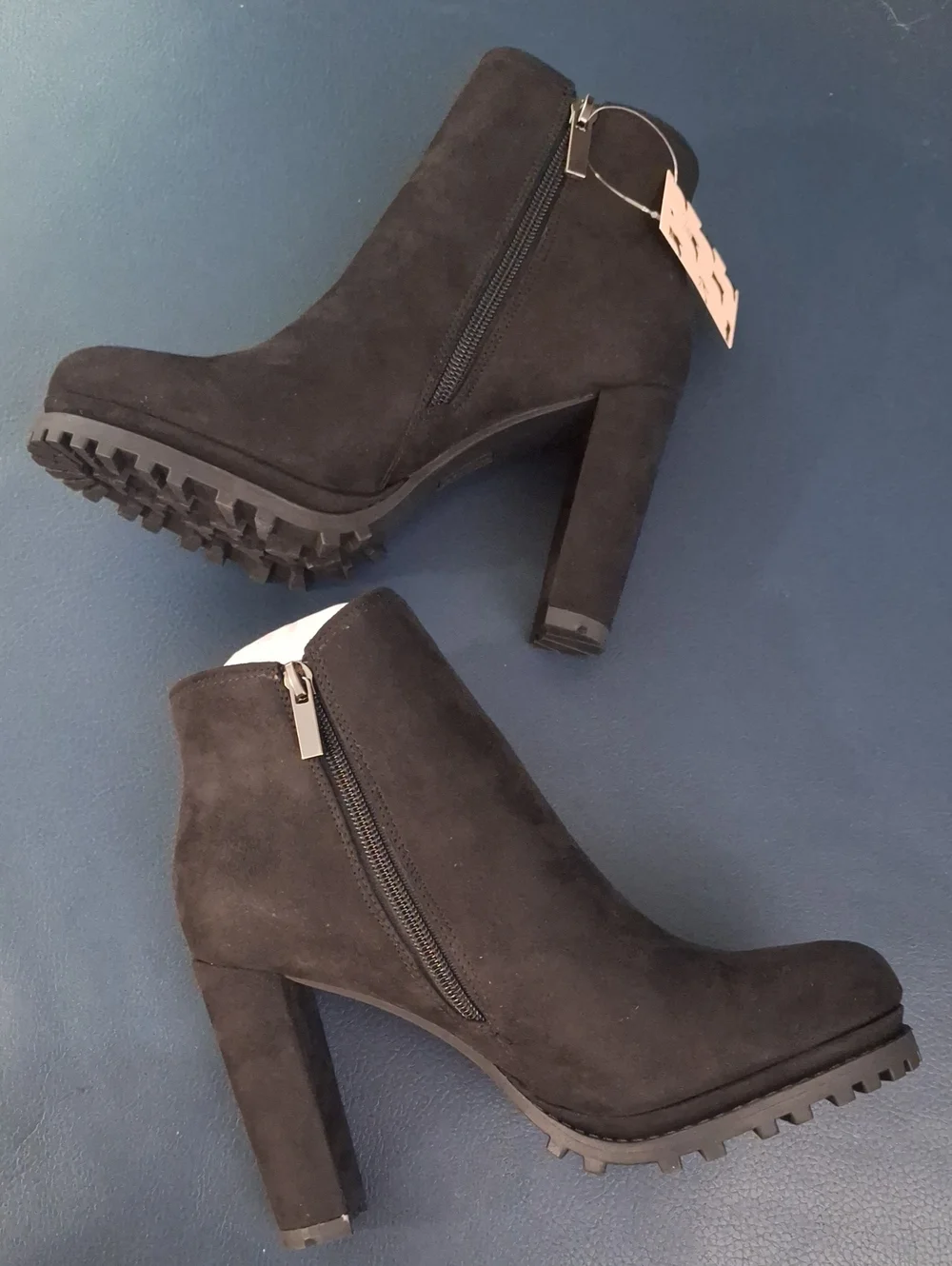 NIB Platform Chunky Block Heel Lug Sole Chelsea Boot | Black Suede | 8
